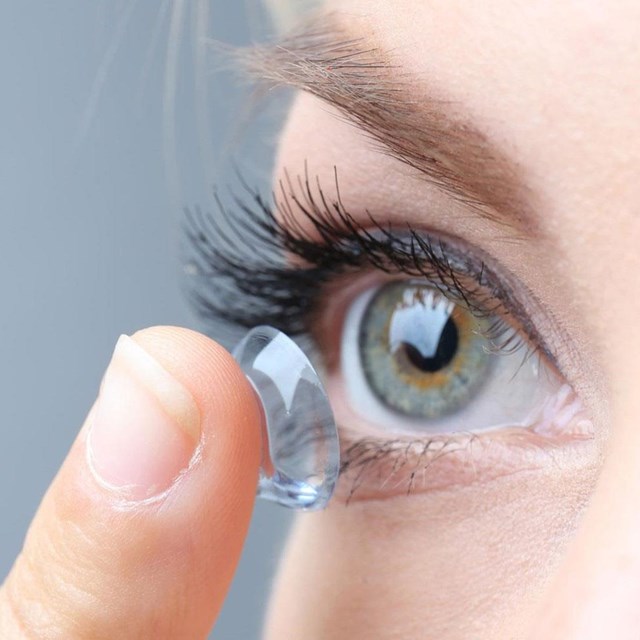 Solución única para lentes de contacto